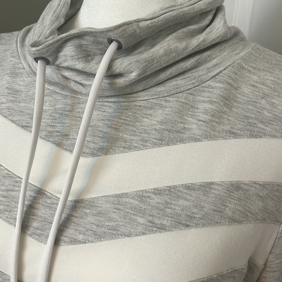 Banana Republic Baby Terry Sweatshirt - Picture 5 of 7